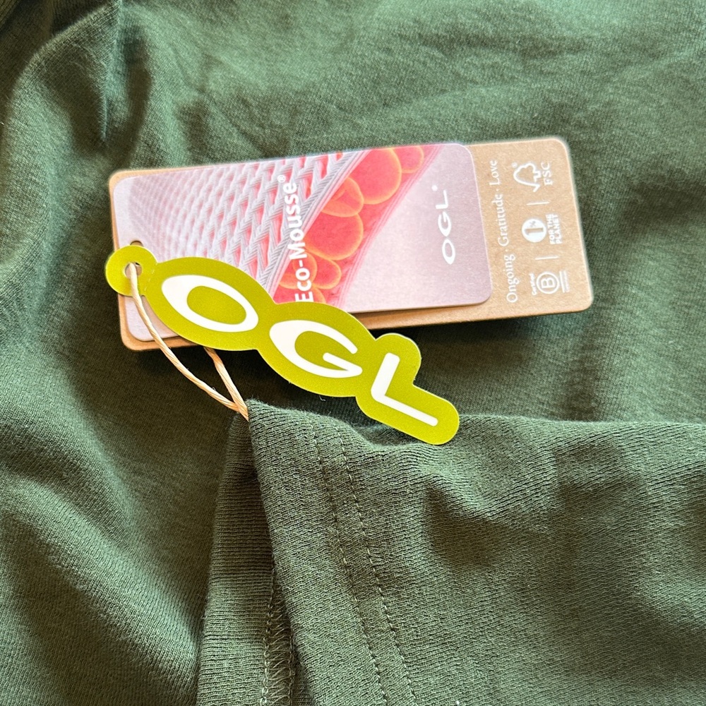 OGL Moss Olive Green Long-Sleeve Crewneck Tucked Top - Picture 2 of 8